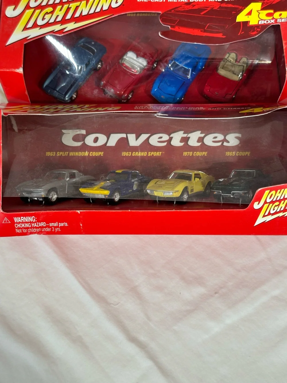 Johnny Lightning 4 Car Box Set Corvettes Lot of Two